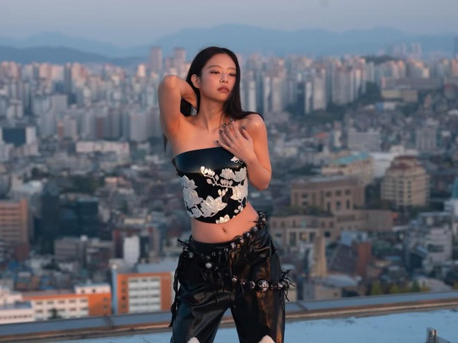 Jennie xác nhận mối quan hệ ngay khi mỹ nam đẹp nhất BTS vừa xuất ngũ?- Ảnh 8.