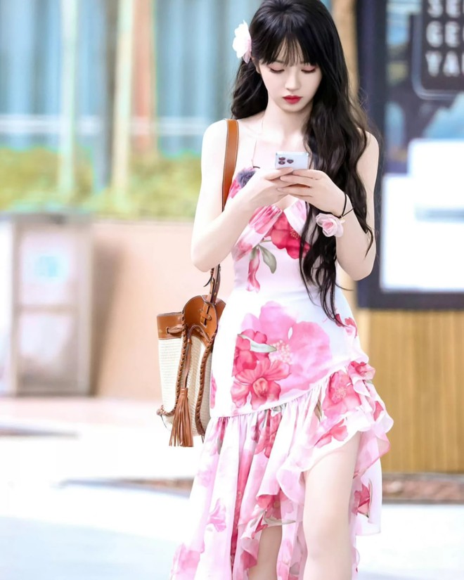 Vòng 1 mất tích của "búp bê Cbiz” Điền Hi Vi- Ảnh 2. Vòng 1 mất tích của "búp bê Cbiz” Điền Hi Vi- Ảnh 2.
