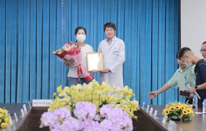 Đồng hành cùng bệnh nhân có hoàn cảnh khó khăn tại bệnh viên- Ảnh 2. Đồng hành cùng bệnh nhân có hoàn cảnh khó khăn tại bệnh viên- Ảnh 2.