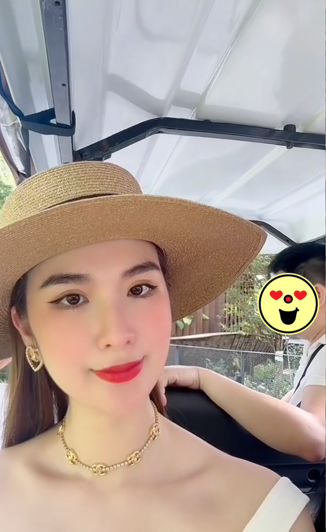 Ngọc Loan và Kiều Loan: Cùng có cuộc sống "phú bà", vướng chung 1 tin đồn gây sốc- Ảnh 7. Ngọc tại hi88 và Kiều tại hi88: Cùng có cuộc sống "phú bà", vướng chung 1 tin đồn gây sốc- Ảnh 7.