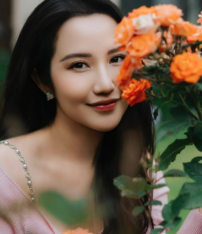 Hơn 1 năm mới đăng ảnh quý tử, hot mom hào môn Primmy Trương nhanh chóng thu hút sự chú ý khi đưa con đi Hơn 1 năm mới đăng ảnh quý tử, hot mom hào môn Primmy Trương nhanh chóng thu hút sự chú ý khi đưa con đi