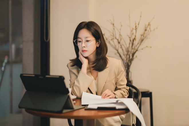 "Tình cũ Hyun Bin" hơn 2 thập kỷ không già, nhan sắc thời trẻ xứng danh nữ thần- Ảnh 16. "Tình cũ Hyun Bin" hơn 2 thập kỷ không già, nhan sắc thời trẻ xứng danh nữ thần- Ảnh 16.