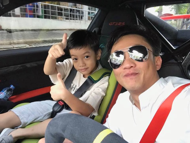 Ba quý tử chuẩn "rich kid" của Vbiz: Sống giữa xa hoa, đồ hiệu chỉ là chuyện nhỏ nhưng giáo dục mới là thứ được đầu tư lớn nhất- Ảnh 57. Ba quý tử chuẩn "rich kid" của Vbiz: Sống giữa xa hoa, đồ hiệu chỉ là chuyện nhỏ nhưng giáo dục mới là thứ được đầu tư lớn nhất- Ảnh 57.