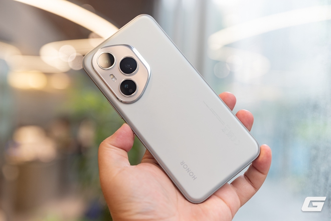 Lần đầu tiên: Smartphone tầm trung mà AI còn nhiều hơn cả flagship- Ảnh 4. Lần đầu tiên: Smartphone tầm trung mà AI còn nhiều hơn cả flagship- Ảnh 4.
