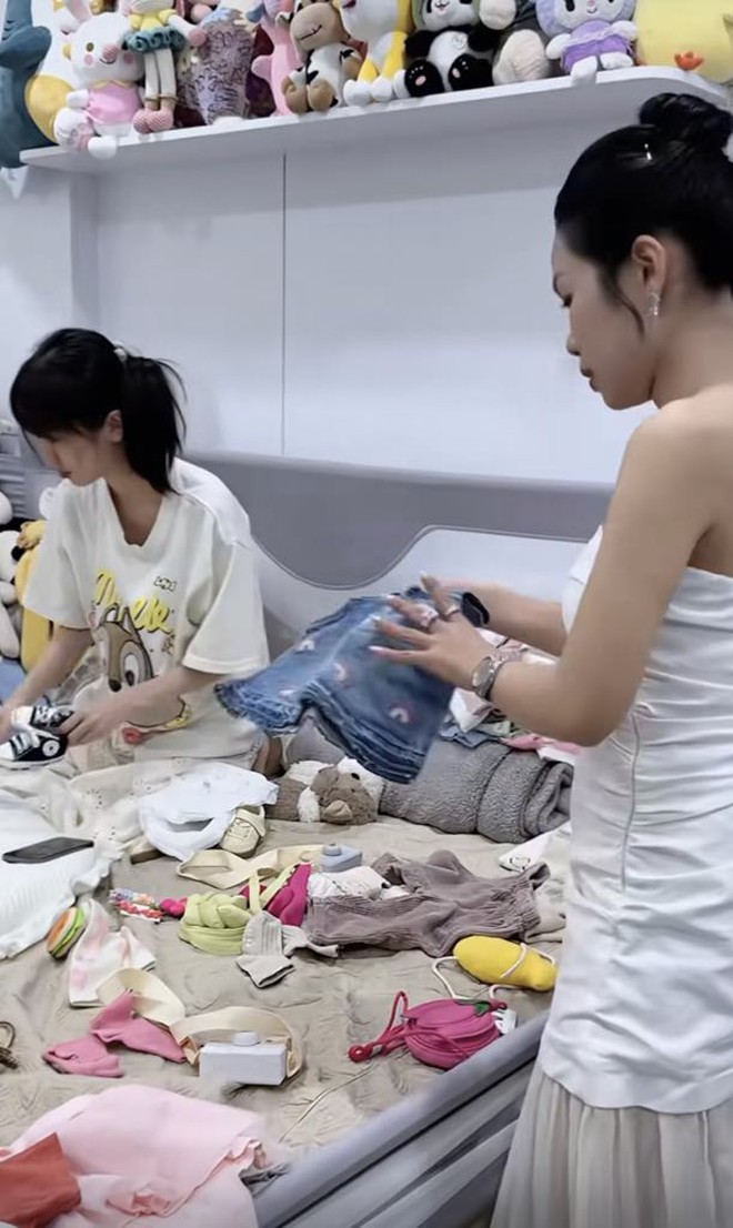 "Phú bà" Bắc Giang khiến hội mẹ bỉm nhức cái đầu vì yêu cầu bảo mẫu xếp bát ăn dặm cho con: Mỗi ngày 1 bộ, lại còn phải theo chủ đề- Ảnh 20.
