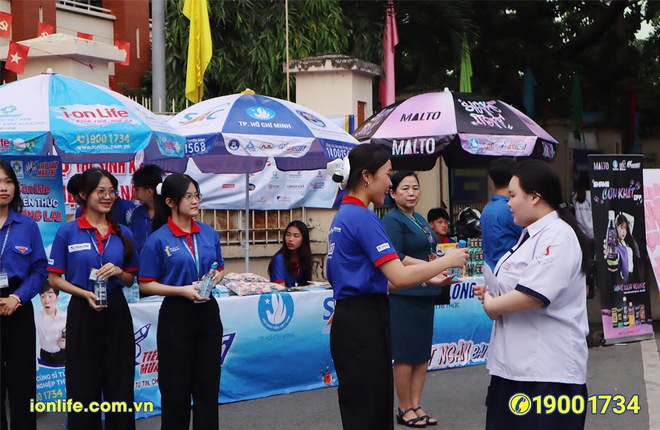 I-on Life đồng hành cùng sĩ tử: “Mở nắp kiến thức – Bật tương lai”- Ảnh 3. I-on Life đồng hành cùng sĩ tử: “Mở nắp kiến thức – Bật tương lai”- Ảnh 3.