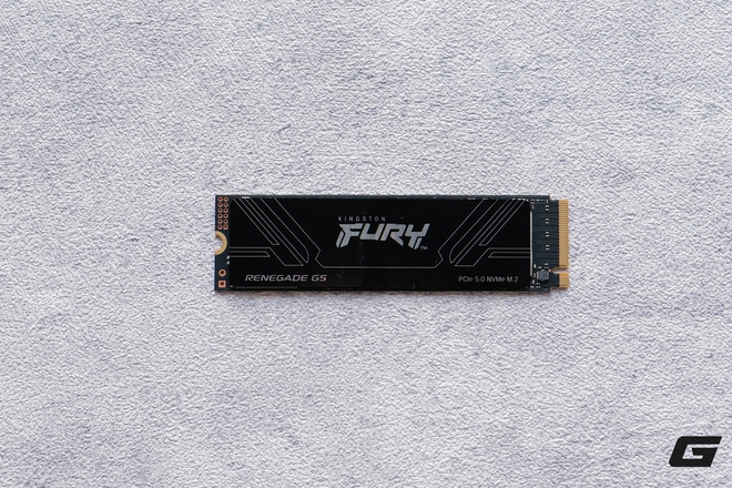 Trải nghiệm nhanh Kingston FURY Renegade G5: NVMe PCIe 5.0 siêu tốc cho nhu cầu siêu cấp- Ảnh 4. Trải nghiệm nhanh Kingston FURY Renegade G5: NVMe PCIe 5.0 siêu tốc cho nhu cầu siêu cấp- Ảnh 4.