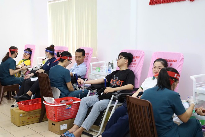 “Giọt hồng từ thành phố mang tên Bác” – Lan tỏa nghĩa cử cao đẹp trong Hành trình Đỏ lần thứ XIII- Ảnh 6. “Giọt hồng từ thành phố mang tên Bác” – Lan tỏa nghĩa cử cao đẹp trong Hành trình Đỏ lần thứ XIII- Ảnh 6.