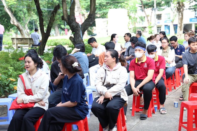 “Giọt hồng từ thành phố mang tên Bác” – Lan tỏa nghĩa cử cao đẹp trong Hành trình Đỏ lần thứ XIII- Ảnh 4. “Giọt hồng từ thành phố mang tên Bác” – Lan tỏa nghĩa cử cao đẹp trong Hành trình Đỏ lần thứ XIII- Ảnh 4.