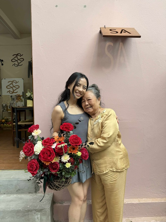 Gia tộc nổi tiếng ở Hà Nội có tận 3 hot mom: Từ mẹ đến con đều là dâu hào môn, ai cũng có tổ ấm riêng hạnh phúc- Ảnh 21. Gia tộc nổi tiếng ở Hà Nội có tận 3 hot mom: Từ mẹ đến con đều là dâu hào môn, ai cũng có tổ ấm riêng hạnh phúc- Ảnh 21.