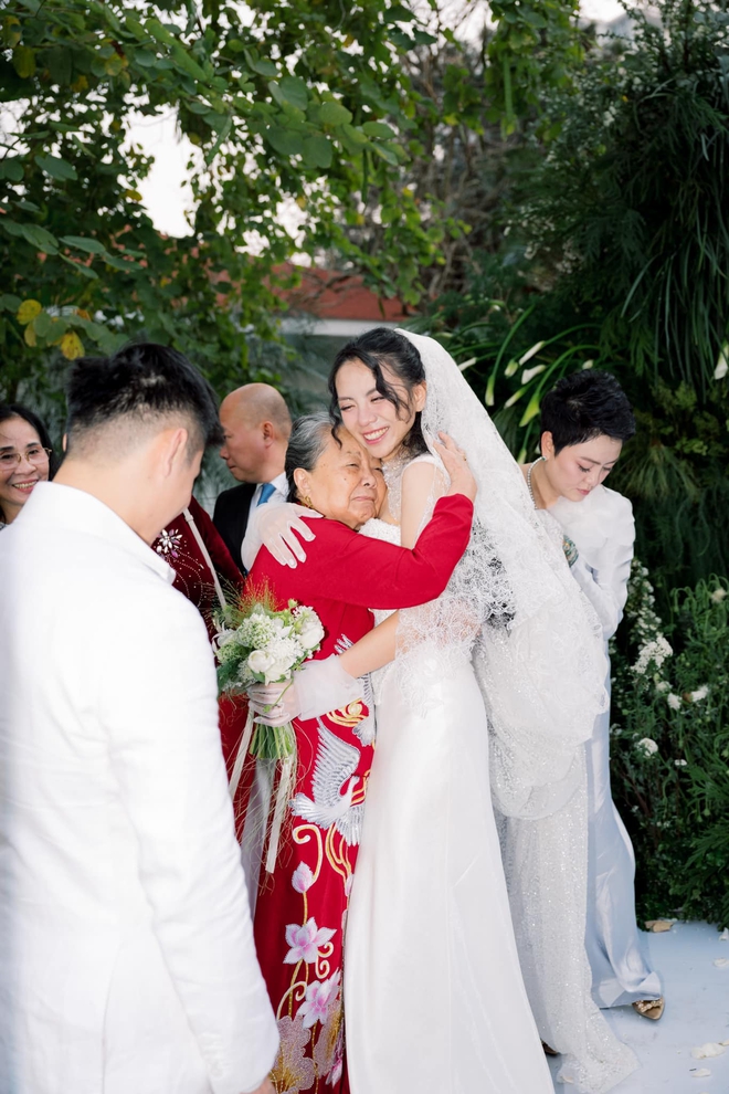 Gia tộc nổi tiếng ở Hà Nội có tận 3 hot mom: Từ mẹ đến con đều là dâu hào môn, ai cũng có tổ ấm riêng hạnh phúc- Ảnh 26. Gia tộc nổi tiếng ở Hà Nội có tận 3 hot mom: Từ mẹ đến con đều là dâu hào môn, ai cũng có tổ ấm riêng hạnh phúc- Ảnh 26.