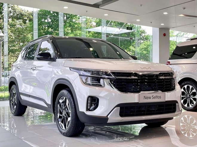 So sánh CUV cỡ B bản 'base': Chọn Kushaq vừa ra mắt nhiều tính năng an toàn hay Seltos, Creta, Xforce phổ biến hơn- Ảnh 2. So sánh CUV cỡ B bản 'base': Chọn Kushaq vừa ra mắt nhiều tính năng an toàn hay Seltos, Creta, Xforce phổ biến hơn- Ảnh 2.