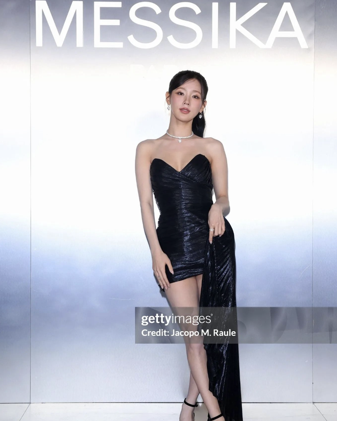 “Đối thủ visual” của Jisoo đạt điểm tuyệt đối khi zoom cận mặt, thu phục Getty Images bản Hàn lẫn thế giới- Ảnh 14. “Đối thủ visual” của Jisoo đạt điểm tuyệt đối khi zoom cận mặt, thu phục Getty Images bản Hàn lẫn thế giới- Ảnh 14.