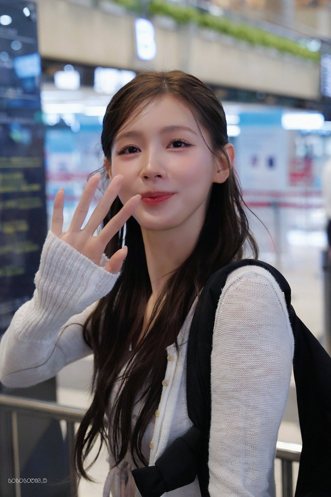 “Đối thủ visual” của Jisoo đạt điểm tuyệt đối khi zoom cận mặt, thu phục Getty Images bản Hàn lẫn thế giới- Ảnh 8. “Đối thủ visual” của Jisoo đạt điểm tuyệt đối khi zoom cận mặt, thu phục Getty Images bản Hàn lẫn thế giới- Ảnh 8.