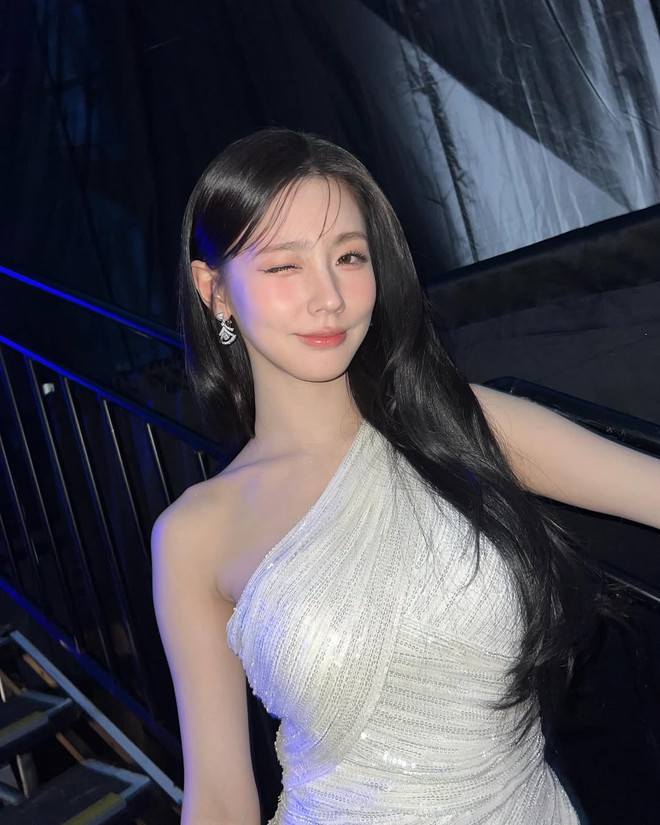 “Đối thủ visual” của Jisoo đạt điểm tuyệt đối khi zoom cận mặt, thu phục Getty Images bản Hàn lẫn thế giới- Ảnh 16. “Đối thủ visual” của Jisoo đạt điểm tuyệt đối khi zoom cận mặt, thu phục Getty Images bản Hàn lẫn thế giới- Ảnh 16.