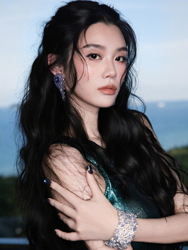 Đại hội mỹ nhân tại event Vogue: Chương Nhược Nam xinh nhưng sến, NingNing giật trọn spotlight- Ảnh 11. Đại hội mỹ nhân tại event Vogue: Chương Nhược hi88.con nhưng sến, NingNing giật trọn spotlight- Ảnh 11.