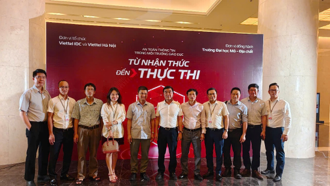 Viettel và trường Đại học Mỏ - Địa chất đồng hành tổ chức hội thảo an toàn thông tin trong môi trường giáo dục: Từ nhận thức đến thực thi- Ảnh 6. Viettel và trường Đại học Mỏ - Địa chất đồng hành tổ chức hội thảo an toàn thông tin trong môi trường giáo dục: Từ nhận thức đến thực thi- Ảnh 6.