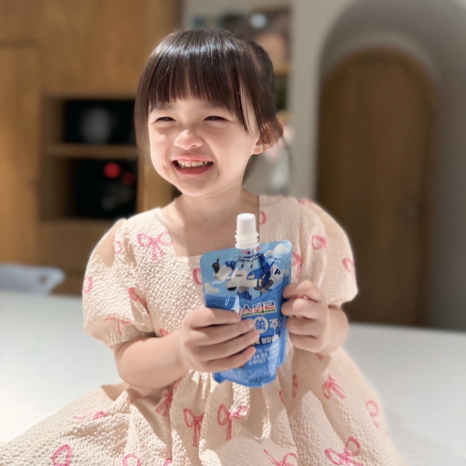 Đoạn nhạc viral có giai điệu rất chữa lành với cộng đồng mẹ bỉm mấy ngày nay hóa ra được thể hiện bởi Đoạn nhạc viral có giai điệu rất chữa lành với cộng đồng mẹ bỉm mấy ngày nay hóa ra được thể hiện bởi