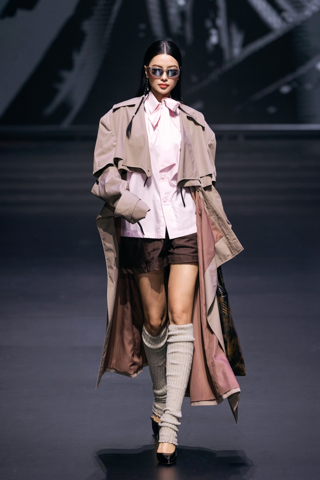 Những thứ đọng lại sau một mùa Vietnam International Fashion Week vô vị- Ảnh 4. Những thứ đọng lại sau một mùa Vietnam International Fashion Week vô vị- Ảnh 4.
