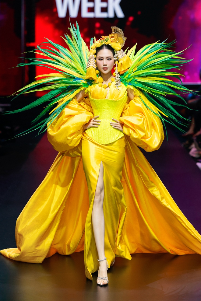 Những thứ đọng lại sau một mùa Vietnam International Fashion Week vô vị- Ảnh 11. Những thứ đọng lại sau một mùa Vietnam International Fashion Week vô vị- Ảnh 11.