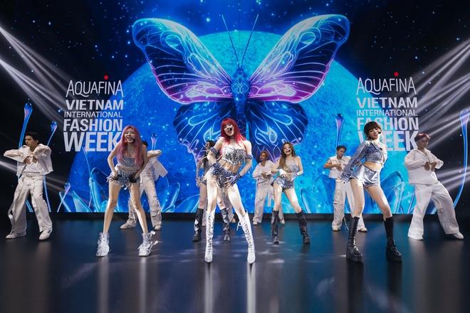 Những thứ đọng lại sau một mùa Vietnam International Fashion Week vô vị- Ảnh 21. Những thứ đọng lại sau một mùa Vietnam International Fashion Week vô vị- Ảnh 21.