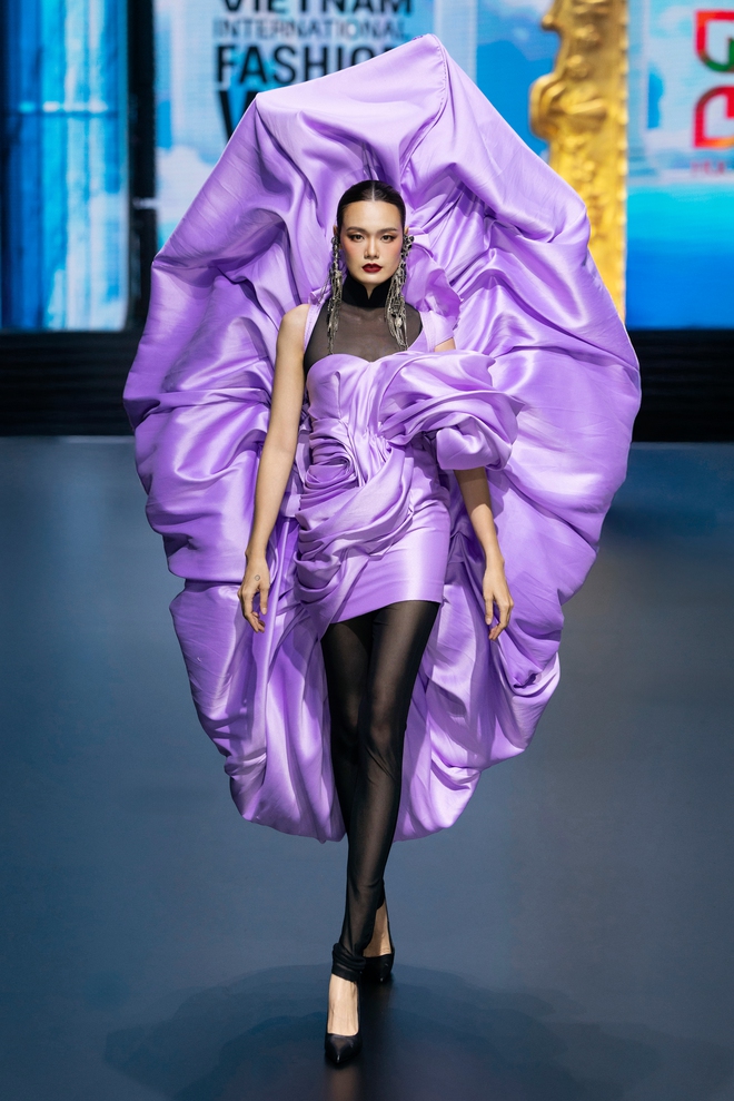 Những thứ đọng lại sau một mùa Vietnam International Fashion Week vô vị- Ảnh 8. Những thứ đọng lại sau một mùa Vietnam International Fashion Week vô vị- Ảnh 8.
