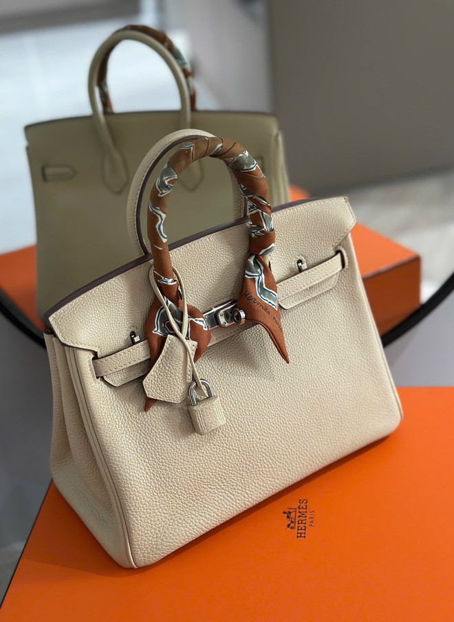 Shop Hà Nội bán hàng online trốn thuế đang bán những gì mà doanh thu hơn 800 tỷ?- Ảnh 7. Shop Hà Nội bán hàng online trốn thuế đang bán những gì mà doanh thu hơn 800 tỷ?- Ảnh 7.
