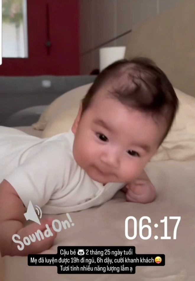 Mới 2,5 tháng nhưng bé Panda đã siêu hóng chuyện, cười khanh khách và tràn đầy năng lượng: Mẹ truc tiep bong da keo nha cai Ngọc có bí quyết cả đấy!- Ảnh 3.