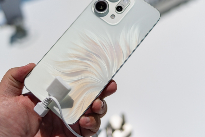 OPPO Reno14 Series ra mắt: Thiết kế "đuôi cá" độc đáo, nhiều tính năng AI ấn tượng, bạn thân của Sơn Tùng M-TP- Ảnh 3.