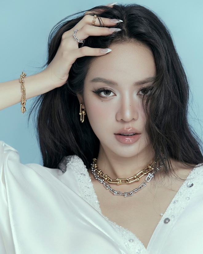 Tiểu nhà cái hi88 mất danh hiệu "Hoa hậu đẹp nhất Việt Nam" vào tay cô gái này?- Ảnh 7.