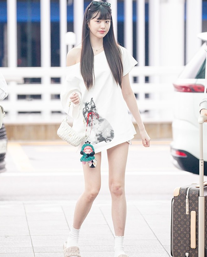 Công chúa Kpop không trang điểm ra đường, netizen Trung lập tức chê bai- Ảnh 1. Công chúa Kpop không trang điểm ra đường, netizen tải app hi88 lập tức chê bai- Ảnh 1.