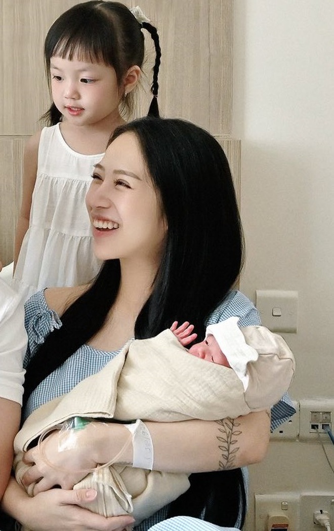 Quý tử mới sinh nhà 