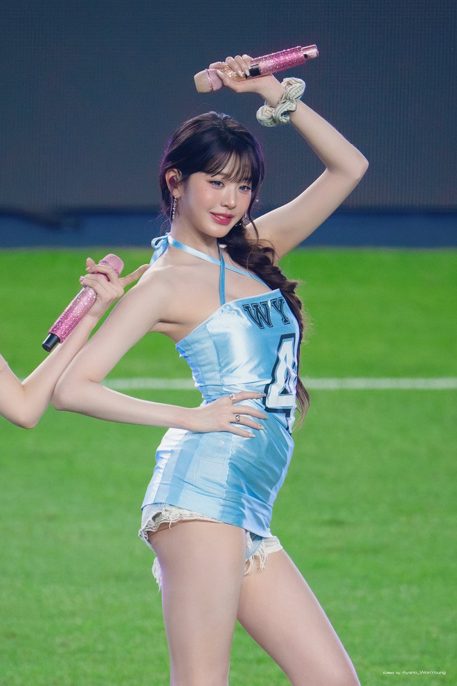 "C&ocirc;ng ch&uacute;a Kpop" Jang Won Young hứng gạch tan n&aacute;t v&igrave; mặc v&aacute;y b&oacute; ngắn cũn cỡn, h&oacute;a ra l&agrave; đồng đội "chỉ điểm"- Ảnh 5.