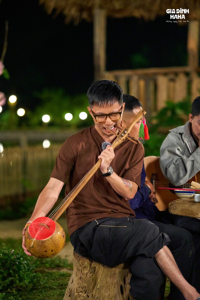 'Gia đình Haha' khép lại hành trình đầu tiên tại Bản Liền - nơi bắt đầu là một điểm dừng, nhưng kết thúc bằng muôn vàn xúc cảm khó quên- Ảnh 5. 'Gia đình Haha' khép lại hành trình đầu tiên tại Bản Liền - nơi bắt đầu là một điểm dừng, nhưng kết thúc bằng muôn vàn xúc cảm khó quên- Ảnh 5.