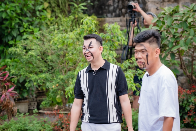 "Bố ơi mình đi đâu thế? 2025" - Tập 8: Cười 'xỉu' với loạt trò chơi dân gian, các bố hóa trẻ con, các con hóa người lớn- Ảnh 3. "Bố ơi mình đi đâu thế? 2025" - Tập 8: Cười 'xỉu' với loạt trò chơi dân gian, các bố hóa trẻ con, các con hóa người lớn- Ảnh 3.