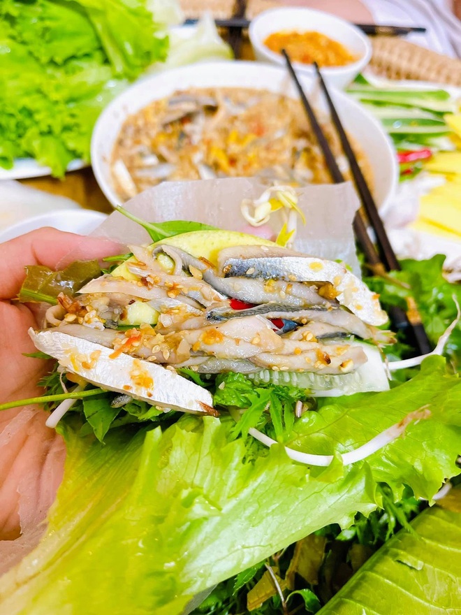 Không chỉ có biển xanh-cát trắng-nắng vàng, đến Đà Nẵng mà chưa ăn 3 món đặc sản này thì cần phải quay lại ngay thôi!- Ảnh 5. Không chỉ có lich bong da truc tiep xanh-cát trắng-nắng vàng, đến Đà Nẵng mà chưa ăn 3 món đặc sản này thì cần phải quay lại ngay thôi!- Ảnh 5.