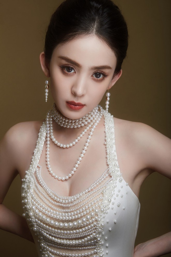 Giữa lúc bị chê xuống sắc vì sụt cân, đại mỹ nhân Tân Cương nói 1 câu thể hiện đẳng cấp- Ảnh 4.