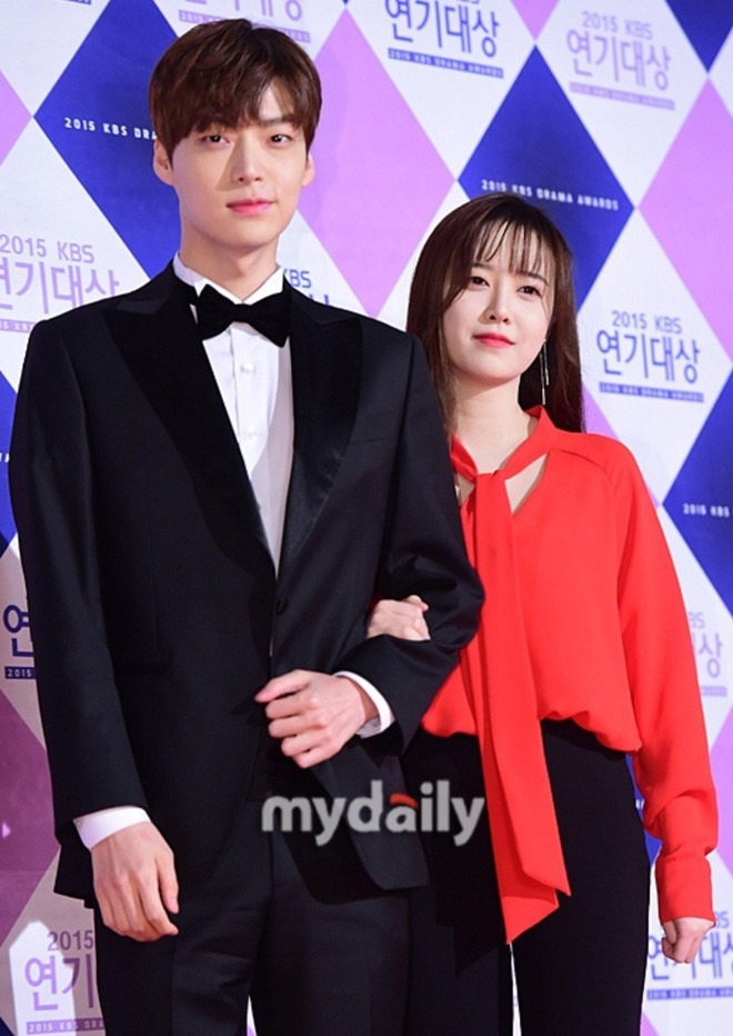Lộ danh sách "12 quy tắc làm chồng" Goo Hye Sun, hóa ra Ahn Jae Hyun đã bị trói buộc tới mức này!- Ảnh 4. Lộ danh sách "12 quy tắc làm chồng" Goo Hye Sun, hóa ra Ahn Jae Hyun đã bị trói buộc tới mức này!- Ảnh 4.