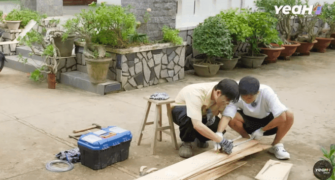 'Gia đình Haha' Tập 9: Trải nghiệm khám phá nghề nuôi ong, nhăn nhó tận hưởng những 'nụ hôn của ong'- Ảnh 25.