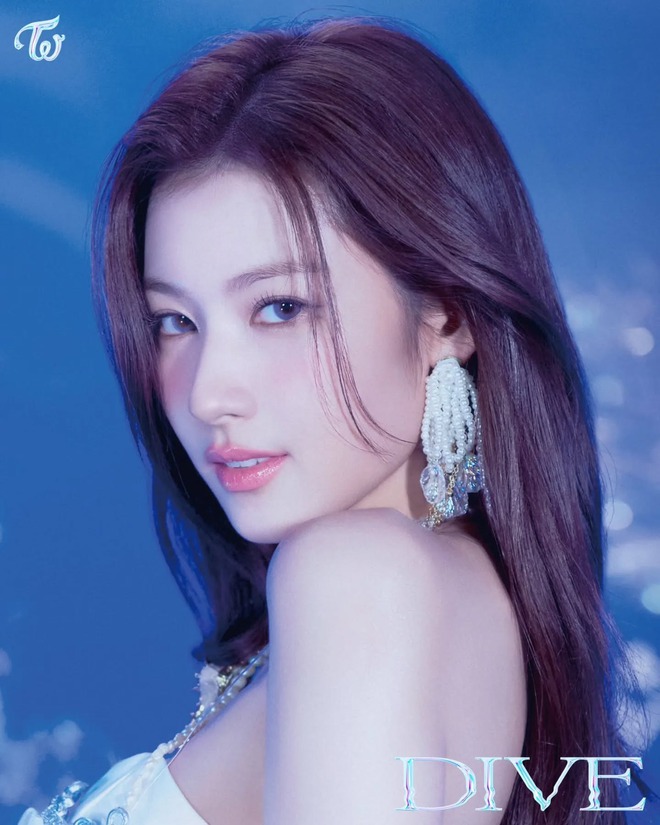 Mỹ nữ hot nhất nhóm TWICE lên tiếng về tin hẹn hò G-Dragon: "Tôi rất muốn nói ra nhưng sợ..."- Ảnh 3. Mỹ nữ hot nhất nhóm TWICE lên tiếng về tin hẹn hò G-Dragon: "Tôi rất muốn nói ra nhưng sợ..."- Ảnh 3.