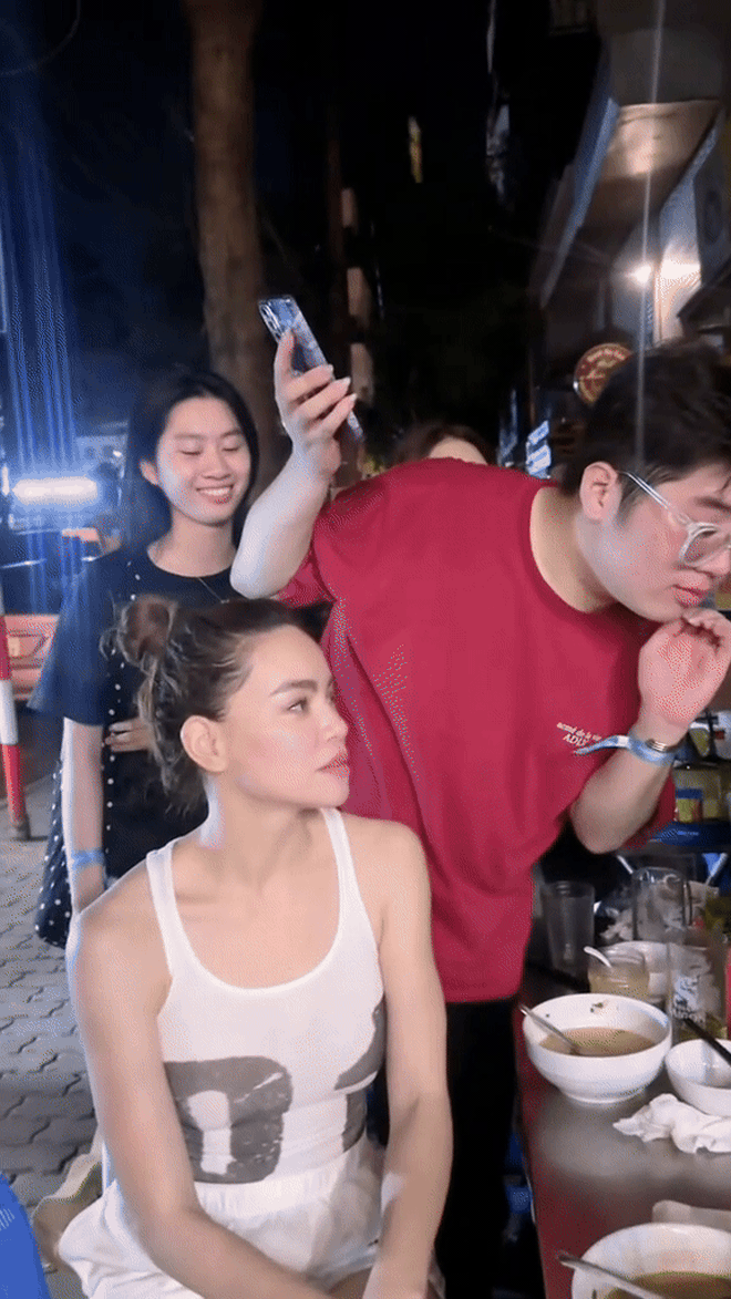 Cam thường phơi bày nhan sắc tuổi 40 của Hồ Ngọc Hà- Ảnh 2.