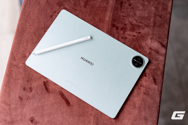 HUAWEI ra mắt MatePad Pro 12.2 inch (2025): Mỏng nhẹ, màn hình đẹp, tự tin hiệu suất như PC, giá gần 24 triệu đồng- Ảnh 3. HUAWEI ra mắt MatePad Pro 12.2 inch (2025): Mỏng nhẹ, màn hình đẹp, tự tin hiệu suất như PC, giá gần 24 triệu đồng- Ảnh 3.