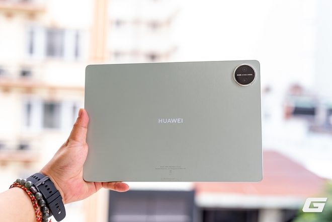 HUAWEI ra mắt MatePad Pro 12.2 inch (2025): Mỏng nhẹ, màn hình đẹp, tự tin hiệu suất như PC, giá gần 24 triệu đồng- Ảnh 2. HUAWEI ra mắt MatePad Pro 12.2 inch (2025): Mỏng nhẹ, màn hình đẹp, tự tin hiệu suất như PC, giá gần 24 triệu đồng- Ảnh 2.