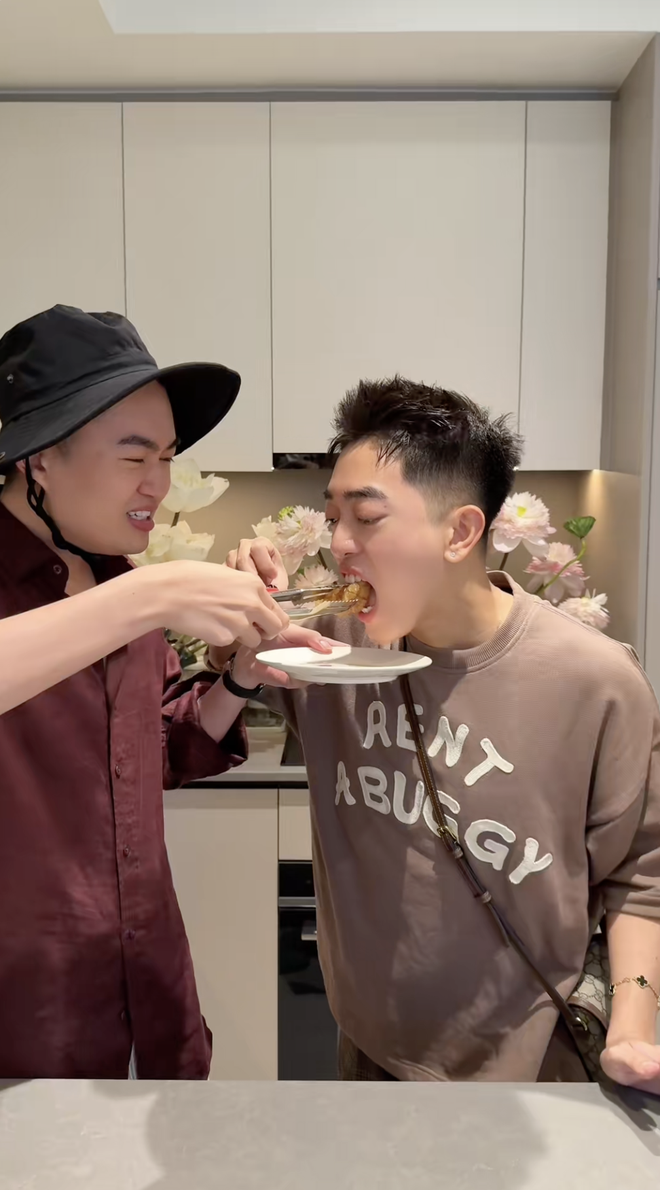 Bỏ ra 8 triệu chỉ để ăn vài miếng sứa đầu đạn đang hot: Vừa đắt mà lại chả có vị gì đặc biệt!- Ảnh 6.