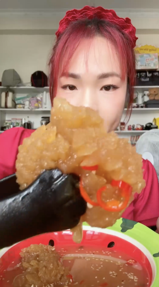 Bỏ ra 8 triệu chỉ để ăn vài miếng sứa đầu đạn đang hot: Vừa đắt mà lại chả có vị gì đặc biệt!- Ảnh 8.