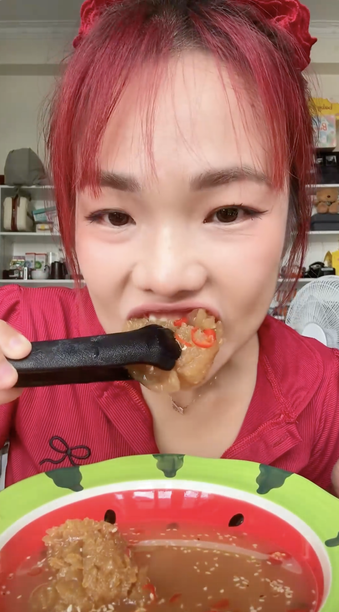 Bỏ ra 8 triệu chỉ để ăn vài miếng sứa đầu đạn đang hot: Vừa đắt mà lại chả có vị gì đặc biệt!- Ảnh 7.
