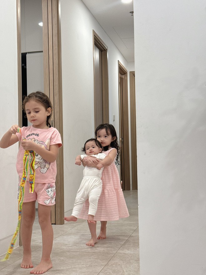 Winnie và Hannie: 2 ái nữ nhà tài phiệt xinh xắn, đáng yêu đến cỡ nào?- Ảnh 14. Winnie và Hannie: 2 ái nữ nhà tài phiệt xinh xắn, đáng yêu đến cỡ nào?- Ảnh 14.