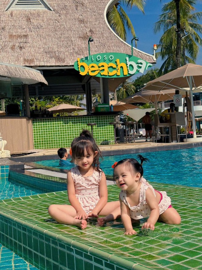 Winnie và Hannie: 2 ái nữ nhà tài phiệt xinh xắn, đáng yêu đến cỡ nào?- Ảnh 11. Winnie và Hannie: 2 ái nữ nhà tài phiệt xinh xắn, đáng yêu đến cỡ nào?- Ảnh 11.