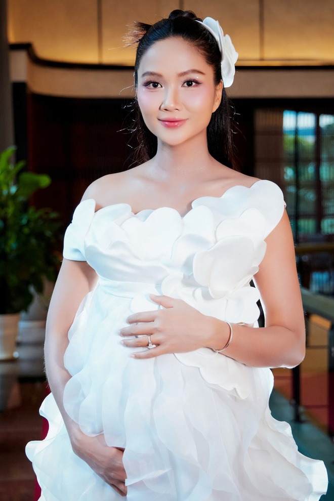 Thai kỳ cực kỳ "trộm vía" của hoa hậu H'Hen Niê: Không nghén, không rạn, không rụng tóc!- Ảnh 2.