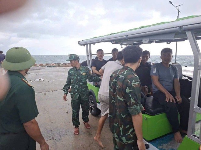 Xúc động lời tri ân của thuyền trưởng tàu cá bị đắm gửi tới Bộ đội Biên phòng tỉnh Quảng Ninh- Ảnh 3.